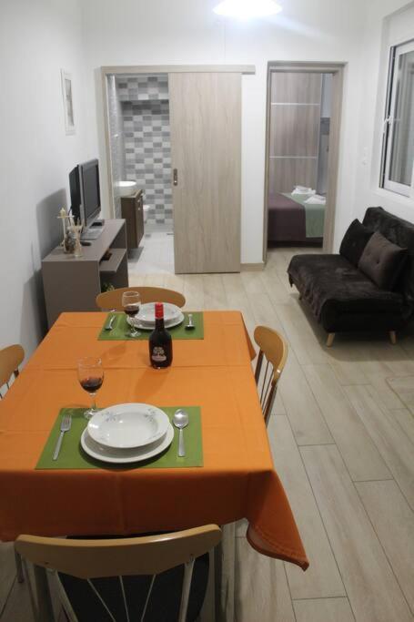 Ranias'S House 2 Apartment Piraeus Luaran gambar