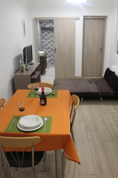 Ranias'S House 2 Apartment Piraeus Luaran gambar